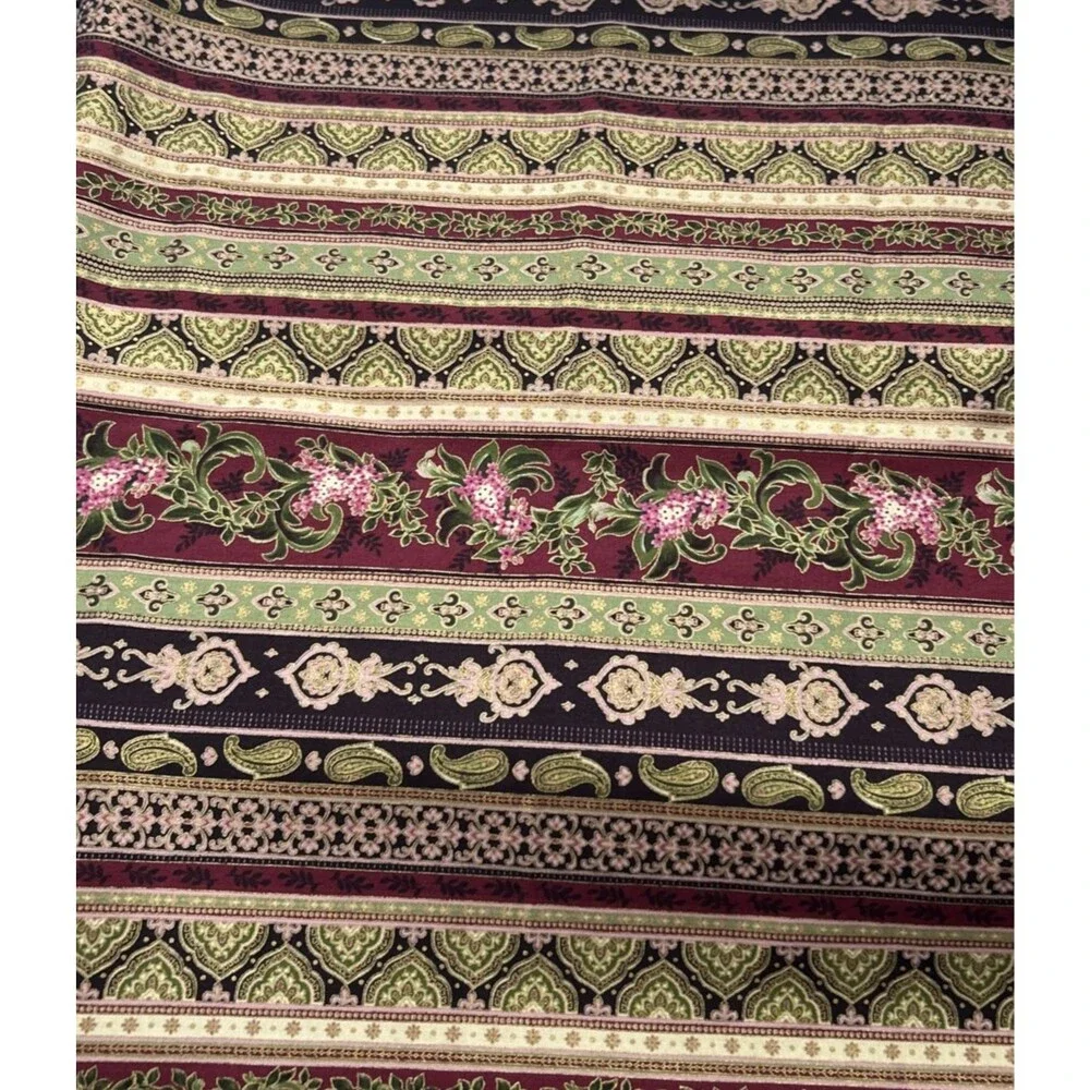 La Scala for Robert Kaufman Cotton Quilting Fabric D8535 Paisley Floral 2 Y